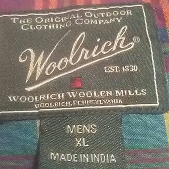 Woolrich button down - Picture 3 of 4